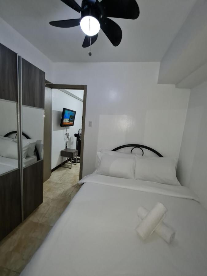 Solemare Parksuites Condominium - Condo R Us Маніла Екстер'єр фото